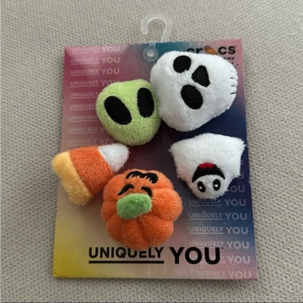 CROCS JIBBITZ HALLOWEEN PLUSH SHOE CHARMS NEW IN PACKAGE